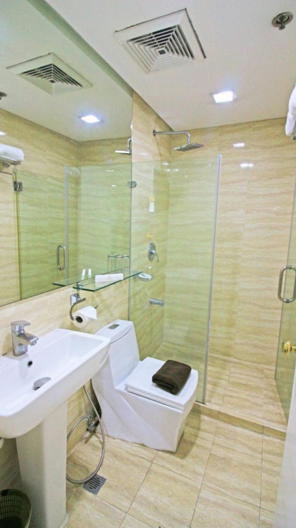 Bsa Twin Tower Ortigas Image 19